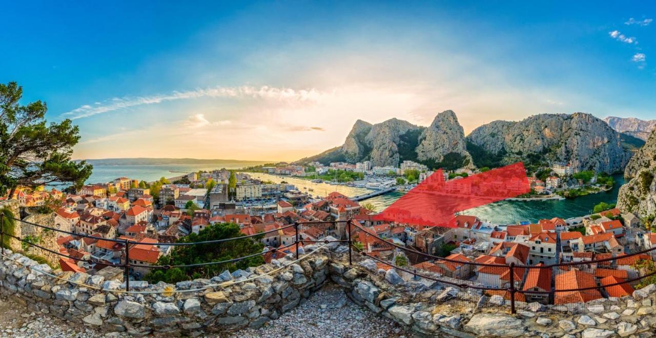 Central Alley Omis Exterior photo